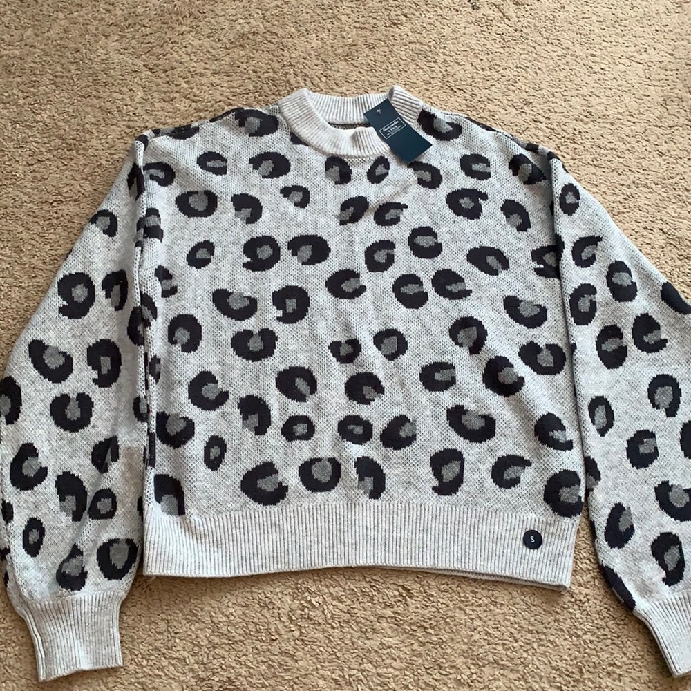 Waffle Puff Sleeve Crew Sweater - New with Tags!